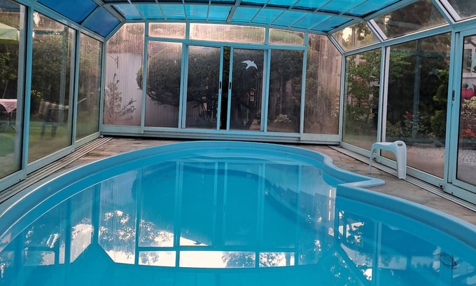Rosenthal Apartamento | Holiday Apartment 'Apartment Kastanienallee' with Shared Pool, Sauna & Wi-Fi