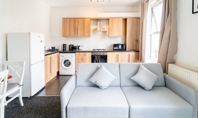 Bristol Apartamento | Cozy Urban - Retreat Modern 1BR - Free Parking