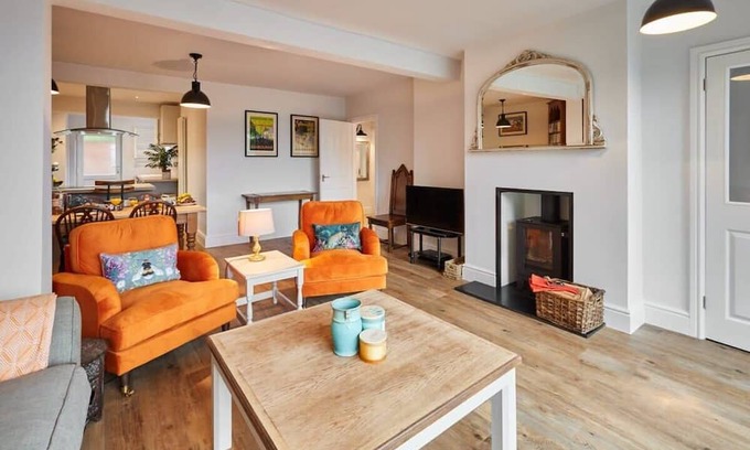 Hognaston Casa | Host & Stay | The View at Orchard View