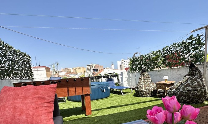 Algeciras Casa | La Jungla en el Centro de Algeciras