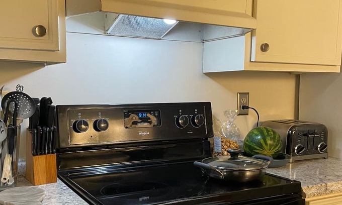 Woodbridge Casa | Fully Furnished Housing at 13508 Getty Lane, Woodbridge, Virginia