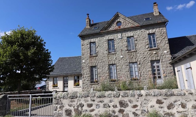 La Trinitat Cabaña | Gite La Trinitat, 4 bedrooms, 12 persons