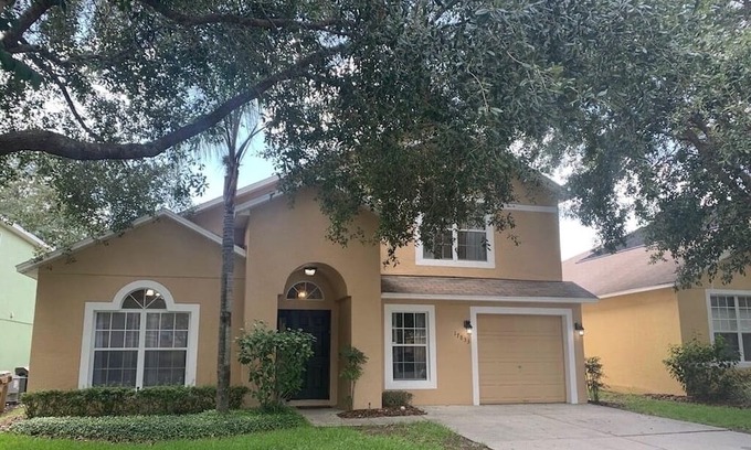 Silver Creek Casa | Large family vacation home, close to Disney, private pool & spa, newly remodeled