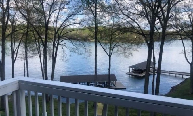 North Shore Casa | What A View, Wifi, ping pong, cloe to amenities