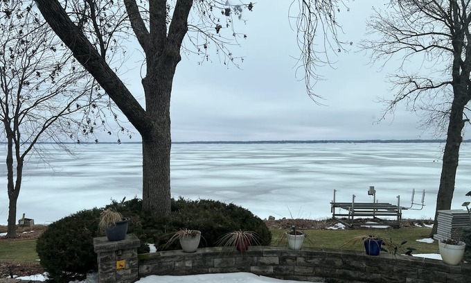 Butte Des Morts Casa | Lake Butte des Morts Home 15 minutes from EAA