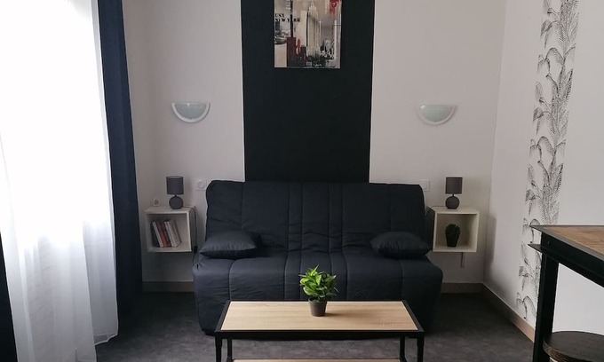 Chatillon-en-Vendelais Apartamento | Charming apartment between Fougères and Vitré