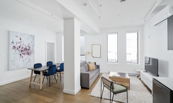 International District Apartamento | BAKAN - Gem in the city : MODERN 2BD in Old/DT