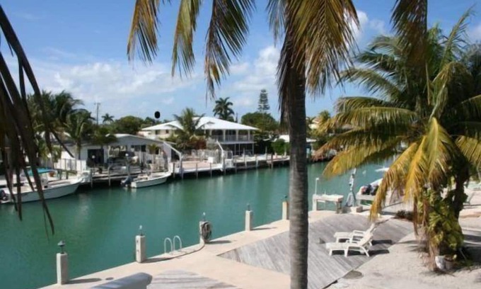 Key Colony Beach Casa | KEY COLONY BEACH 3/2 / WATERFRONT CANAL LEADS TO OCEAN & BAY /WIFI