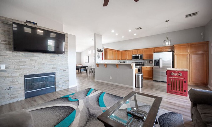 North Las Vegas Casa | Gorgeous Las Vegas home with RV parking
