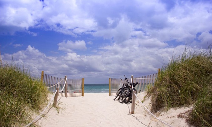 South Pointe Condominio | 3rd/Ocean Walk Out to Pool/ Beach