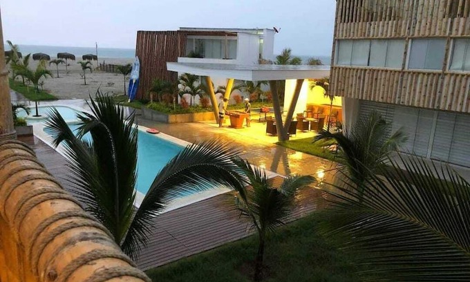 Bocapán Condominio | Bocapan palm trees