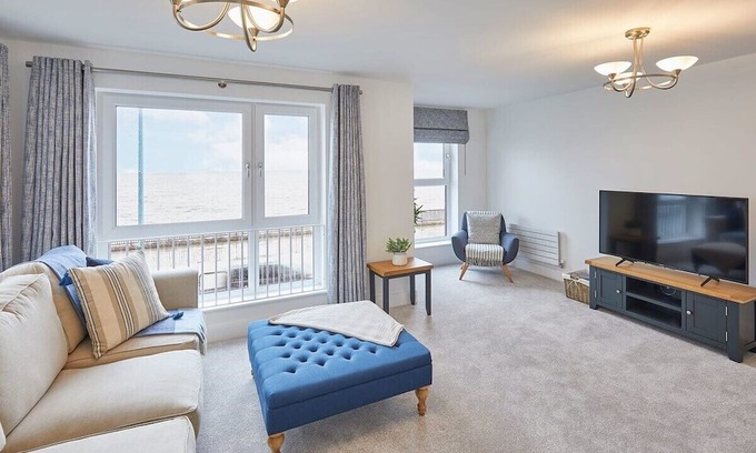 Whitley Bay Casa | Host & Stay | 3 Queens Court