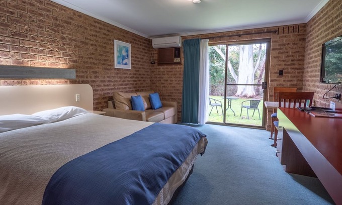 Eildon Casa | Eildon Parkview Motor Inn - Room 4.