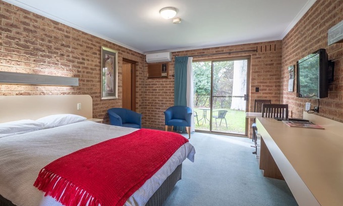 Eildon Casa | Eildon Parkview Motor Inn. Room 1