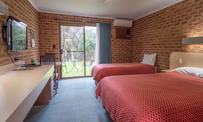 Eildon Casa | Eildon Parkview Motor Inn. Room 2
