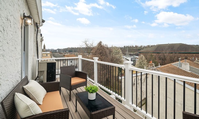 Manayunk Apartamento | Brand New Manayunk Retreat 2BR including parking