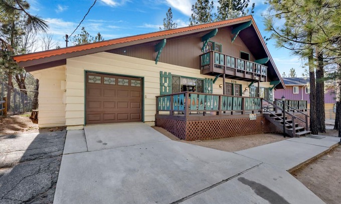 Summit Estates Casa | Moose Creek Chalet-1237 by Big Bear Vacations
