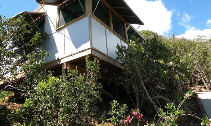 Estate Western Water Island Alquiler De RV | Eco-Cottage W/ Ocean View Terrace. Starting at $149/Night