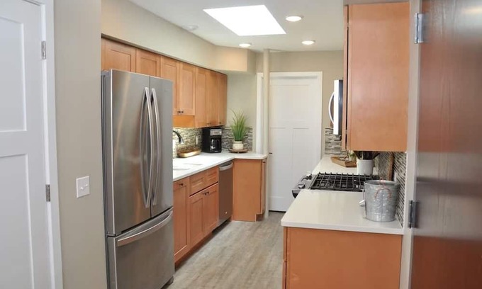 Bridgman Casa | Luxury Condo-Lakeside Suite #3