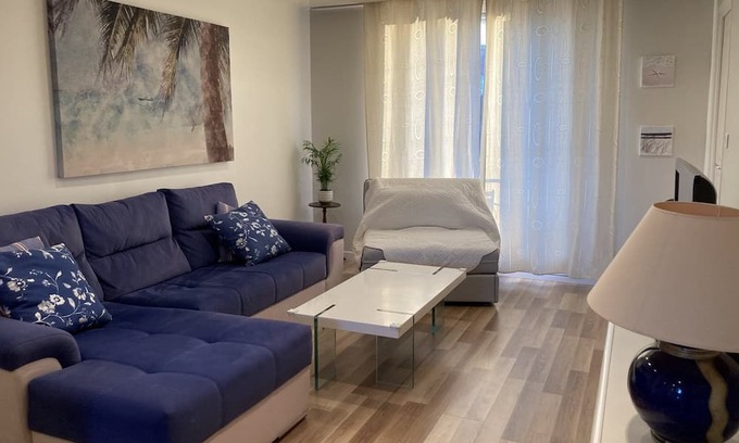 La Seyne-sur-Mer Apartamento | T3, 60 m2, 3 mins walk from the sablettes beach, air conditioning, calm, WIFI
