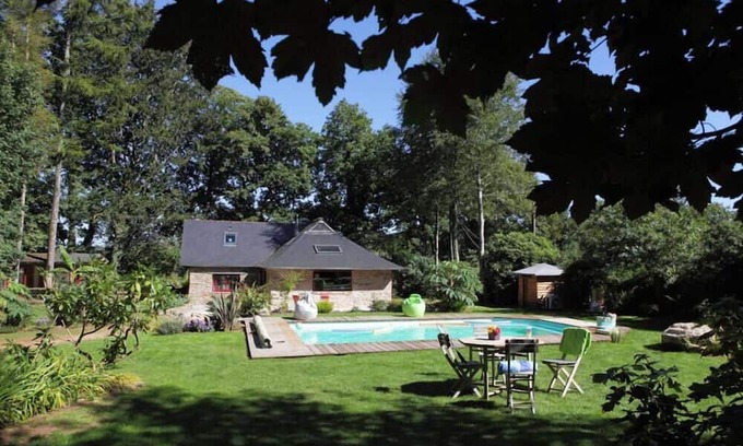 Coray Casa | House between land and sea, private heated pool 20 minutes from the beaches