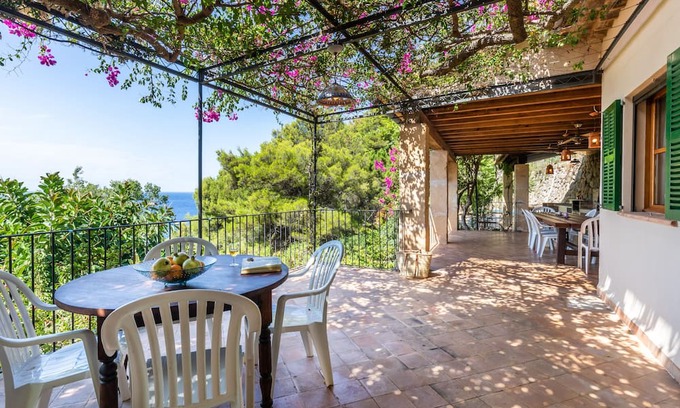 Alconasser Casa | Beautiful, very private finca with astonishing sea views.