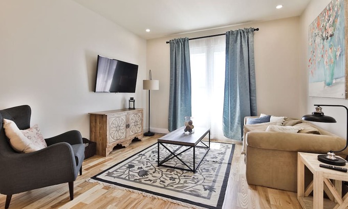 Mile End Apartamento | Contemporain 3 Bedrooms/2Bath MileEnd/Plateau