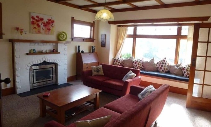 Napier Casa | Period Bungalow in city and by sea
