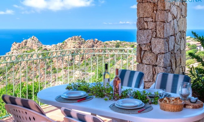 Costa Paradiso Casa | Costa Paradiso villa with independent swimming pool and wonderful view for 6 people