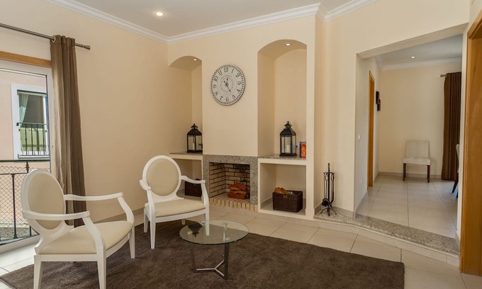 Alvor Casa | Villa with 4 bedrooms, free Wi-Fi, 800 meters from the beach, terrace with sea view