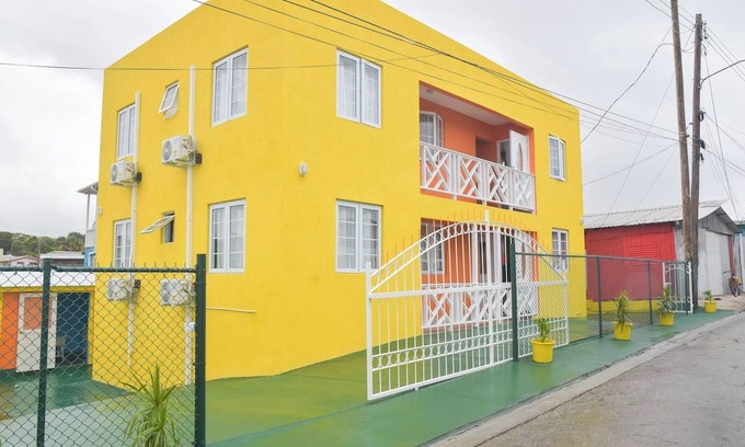 Ivy Apartamento | Grateful 4bd by Zenbreak