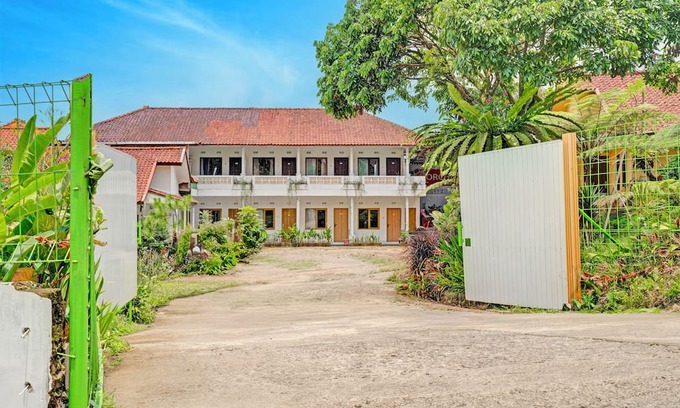 Ciater Hotel | Collection O Subang near Ciater Subang