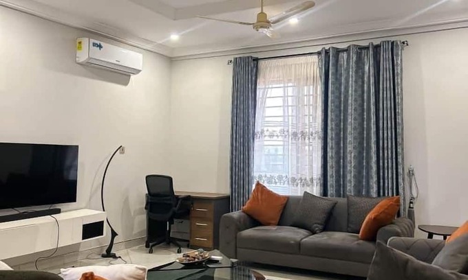 Sunyani Apartamento | EROCK APARTMENT