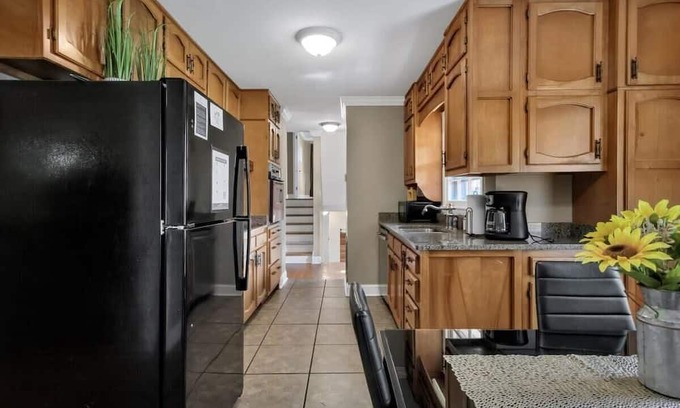 Madison Casa | Gilmore Retro Pad