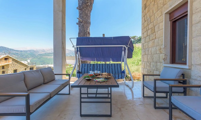 Duhur ash Shuwayr Apartamento | Beit Salima 3BR House with Pool