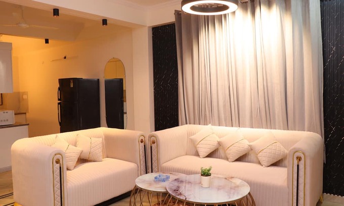 Vasant Kunj Apartamento | LET'STAY VASANTKUNJ DELHI