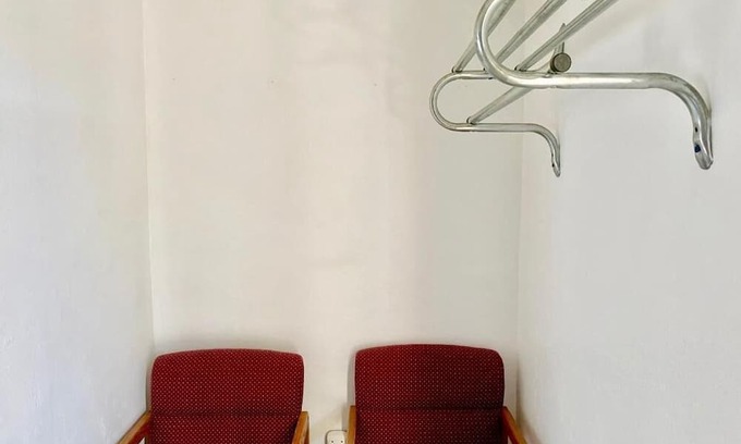 East Naples Hotel | Glades Motel