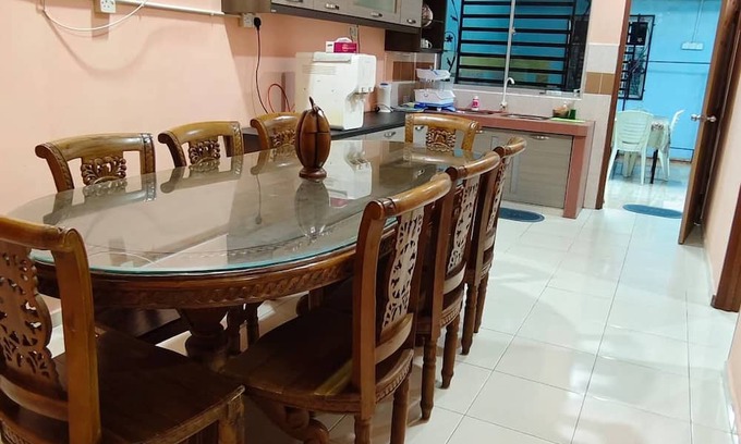 Kampung Sungai Karang Darat Casa | Homestay Murah Cheap and Very Satisfying