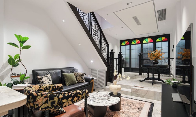 Huaihai Road Commercial Area Hotel | A detached old Shanghai villa