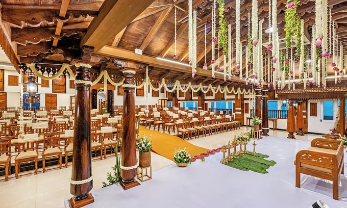 East Nada Complejo | Sterling Darshan Guruvayur