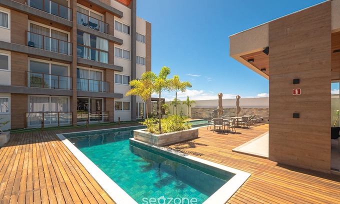 Guarajuba Apartamento | Beautiful apt in Building w Pool Guarajuba Aga0203