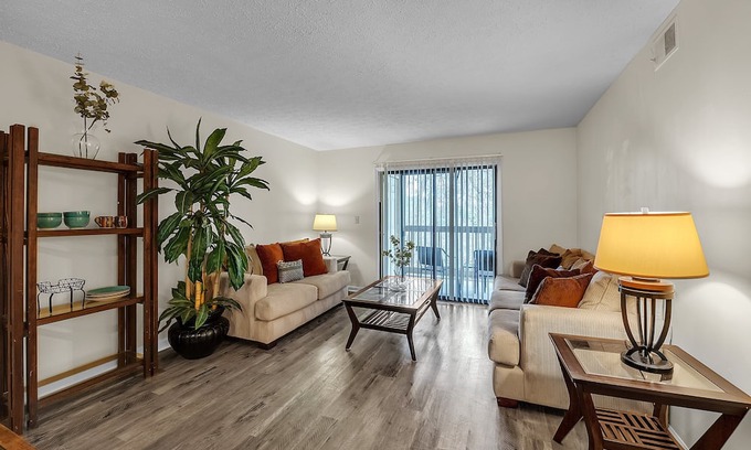 Durham Apartamento | Duke Swift Double King Suites 2 Bedroom Apts by Quantum Suites