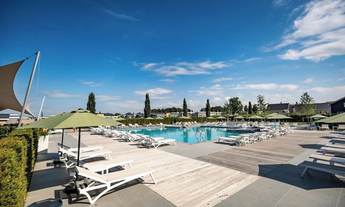 't Rooth Casa | Holiday Home in Bemelen Near Nature Reserve