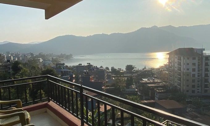 Pokhara Cabina | Jungle front lodge
