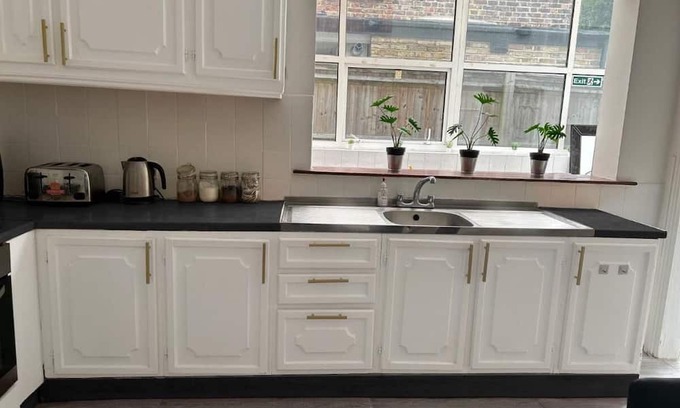 Balham Casa | Lovely Apartment Balham F4