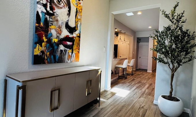 Clodine Casa | Stay with Sesan at Bella Terra Home 1nRoom in Richmond, TX