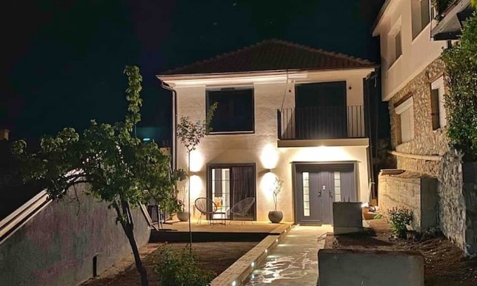 Ohrid Villa | Patio & Lake View ⭐️ Old Town Stylish & Central