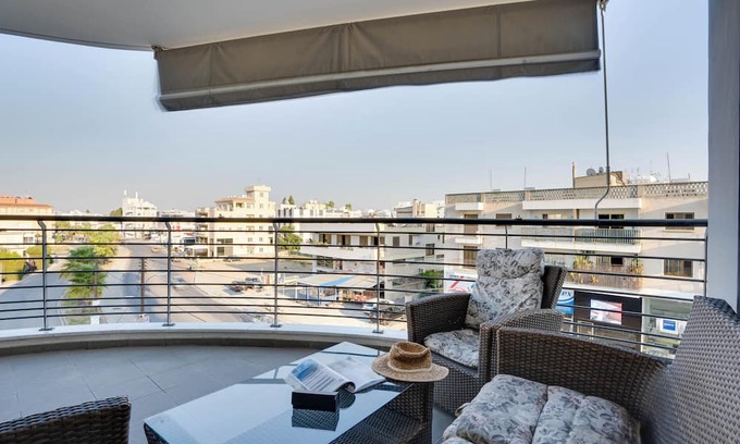 Ayios Dhometios Apartamento | This apartment is a 3 bedroom(s), 2.5 bathrooms, located in Agiou Georgiou, Nicosia.