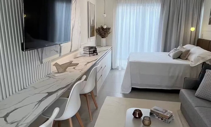 Centro Condominio | Comfort in Peruibe - Gated community and swimming pool