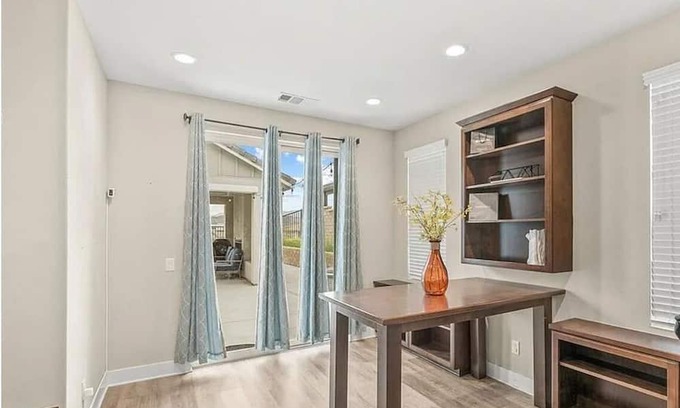 Canyon Country Casa | Affordable, Gated, Luxury, Views!